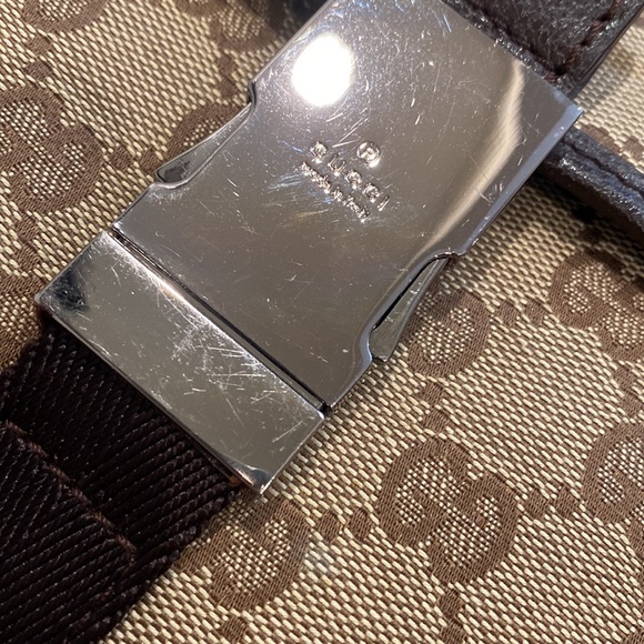 PRICE FIRM** Chic Auth GUCCI Belt Bag- brown - Picture 8 of 14